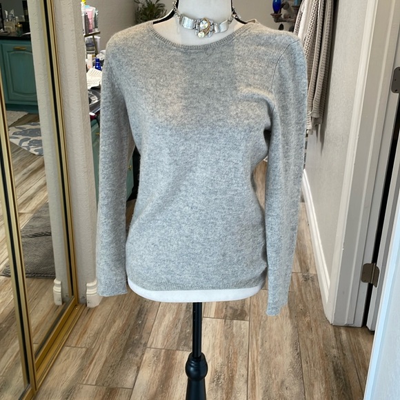 Charter club cashmere gray sweater size small - Picture 1 of 8